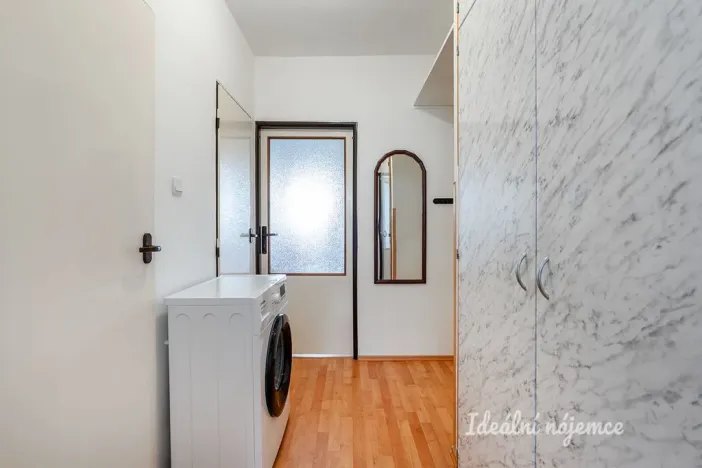 Pronájem bytu 2+kk, Praha - Smíchov, Nad Kesnerkou, 54 m2