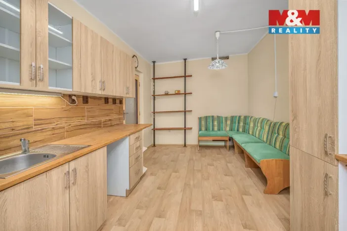 Prodej rodinného domu, Kluky, 149 m2