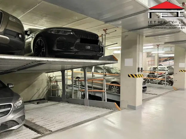 Pronájem garáže, Brno, Leitnerova, 10 m2