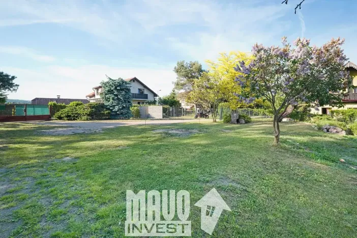 Prodej pozemku pro bydlení, Praha - Lipence, U žlábku, 972 m2