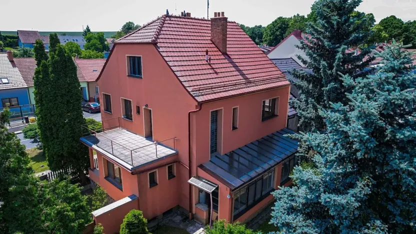 Pronájem rodinného domu, Hajany, 158 m2