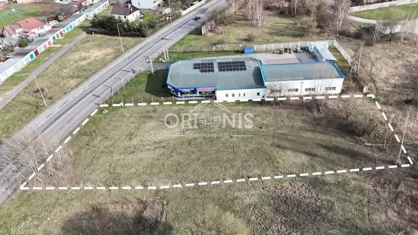 Prodej komerčního pozemku, Chomutov, 2421 m2