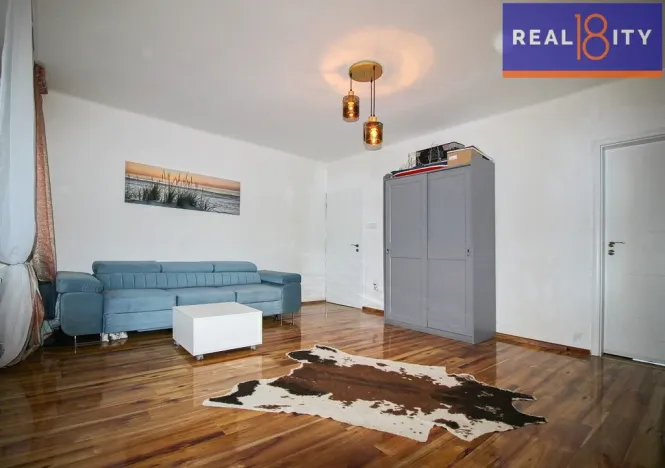 Prodej bytu 3+1, Praha, Evropská, 76 m2