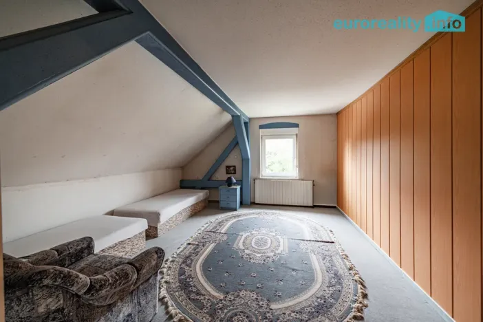 Prodej rodinného domu, Lesná - Háje, 178 m2