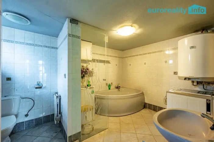 Prodej chalupy, Lesná - Háje, 178 m2