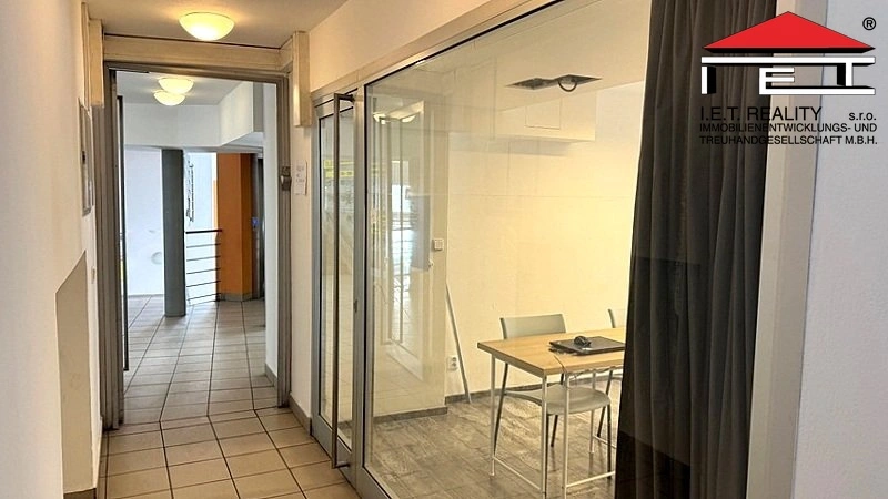 Pronájem obchodního prostoru, Brno, Masarykova, 30 m2