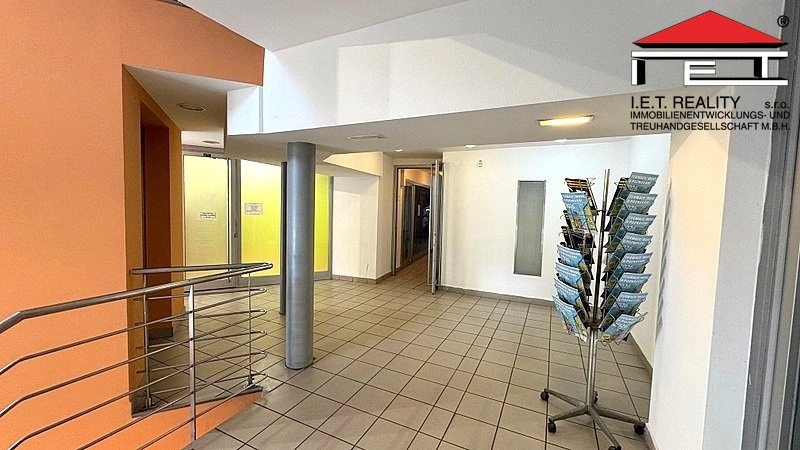 Pronájem obchodního prostoru, Brno, Masarykova, 30 m2