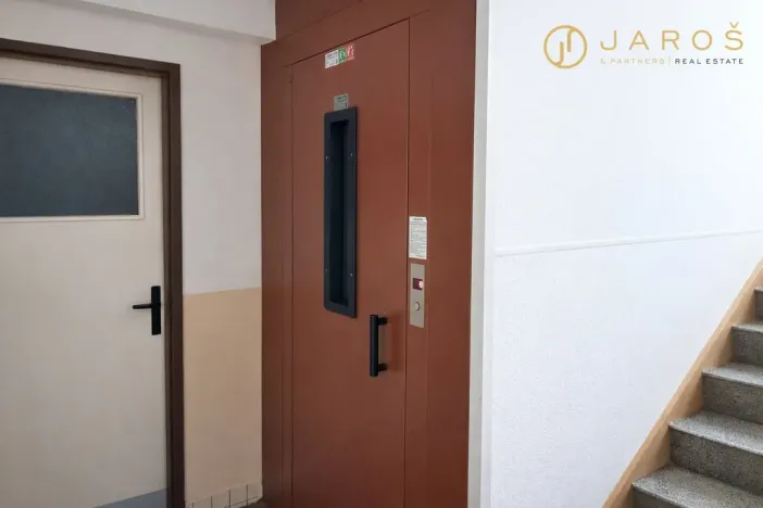 Prodej bytu 2+1, Kolín - Kolín II, Družstevní, 55 m2