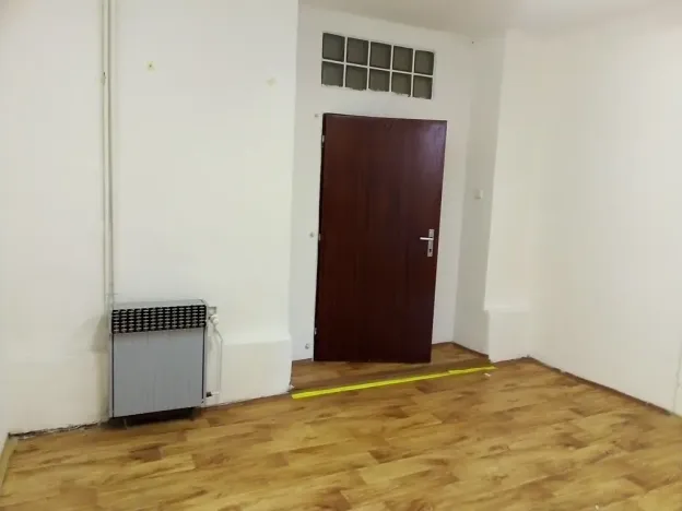 Pronájem kanceláře, Praha - Libeň, Sokolovská, 32 m2