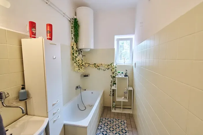 Prodej obchodního prostoru, Bruzovice, 773 m2