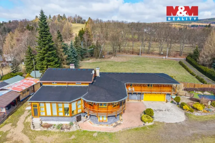 Prodej rodinného domu, Blatno - Mezihoří, 384 m2