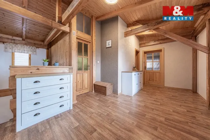 Prodej rodinného domu, Blatno - Mezihoří, 384 m2