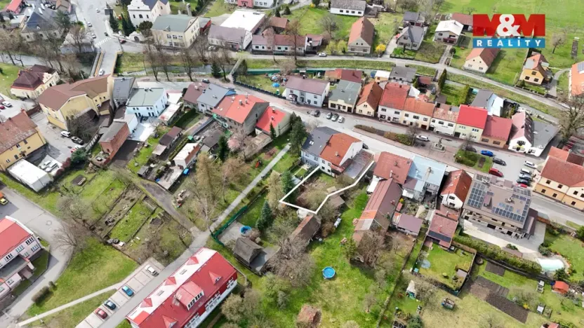 Prodej obchodního prostoru, Paskov, Náměstí, 250 m2