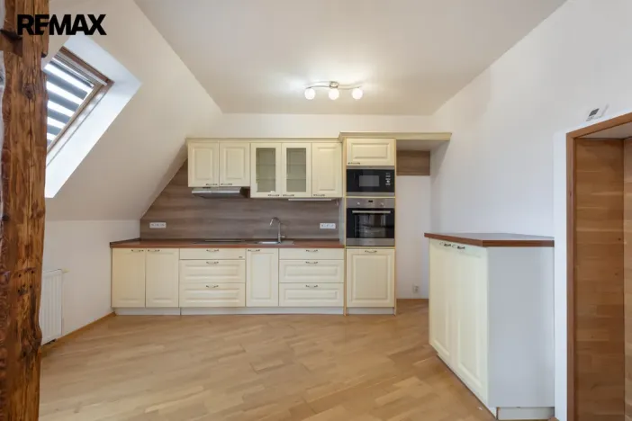 Pronájem bytu 2+kk, Litvínov - Chudeřín, Chudeřínská, 80 m2