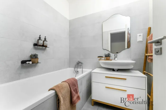 Prodej bytu 3+kk, Praha - Vysočany, Svatošových, 79 m2