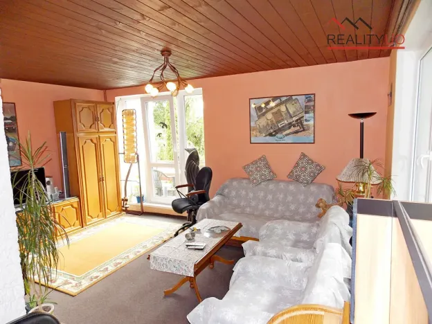 Prodej rodinného domu, Hrádek, 145 m2