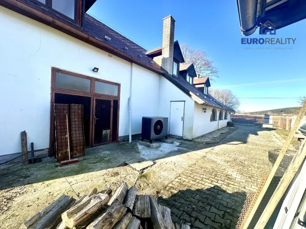 Prodej rodinného domu, Toužim - Bezděkov, 236 m2