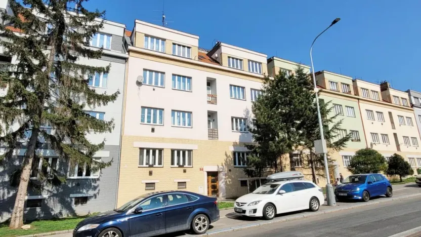 Pronájem bytu 3+kk, Praha - Podolí, Jeremenkova, 53 m2