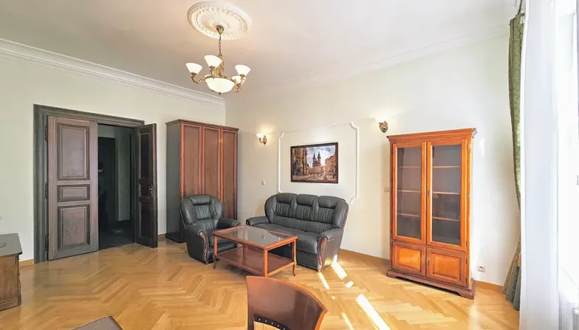 Prodej bytu 3+1, Praha - Malá Strana, Petřínská, 102 m2