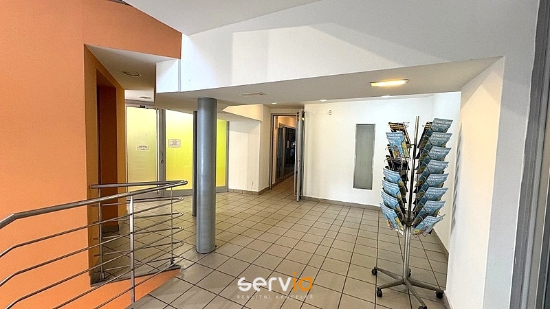 Pronájem obchodního prostoru, Brno, Masarykova, 30 m2