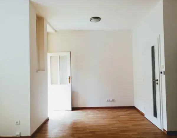 Pronájem bytu 2+1, Praha - Žižkov, Roháčova, 80 m2