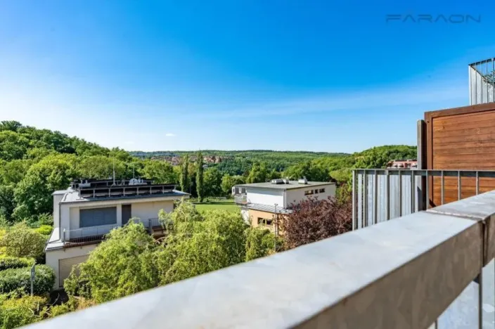 Pronájem bytu 2+1, Praha - Smíchov, Na Císařce, 81 m2