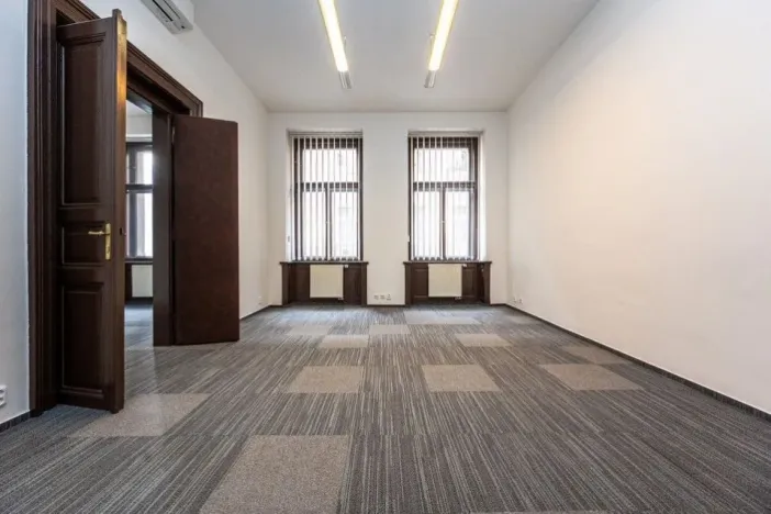 Pronájem kanceláře, Praha - Nové Město, Na struze, 212 m2