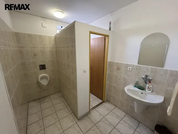 Pronájem kanceláře, Hradec Králové - Slezské Předměstí, Vážní, 62 m2