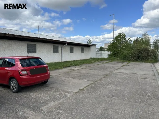 Pronájem skladu, Hradec Králové - Slezské Předměstí, Vážní, 430 m2