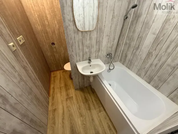 Pronájem bytu 2+kk, Most, Jana Kříže, 40 m2