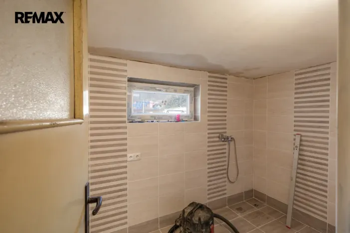 Prodej rodinného domu, Lom, Podkrušnohorská, 220 m2