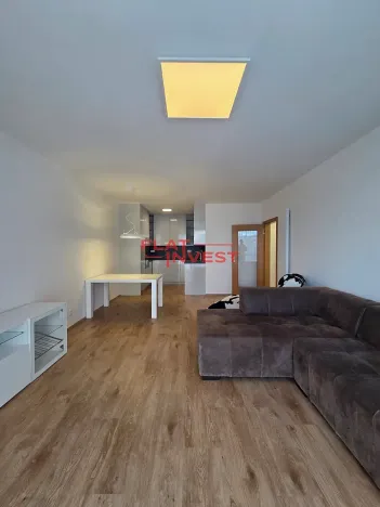 Pronájem bytu 2+kk, Praha - Břevnov, Ve Střešovičkách, 57 m2