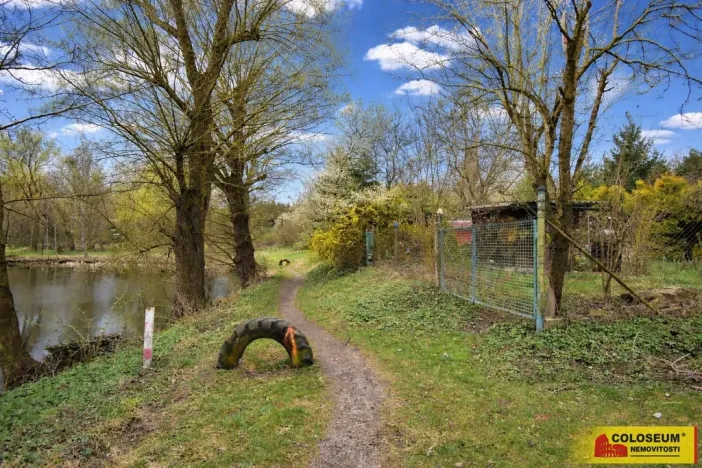 Prodej zahrady, Uherský Brod, 390 m2