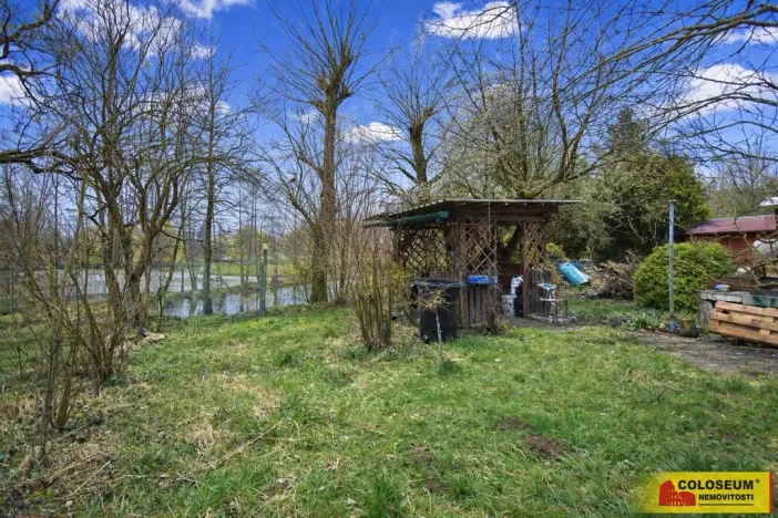 Prodej zahrady, Uherský Brod, 390 m2