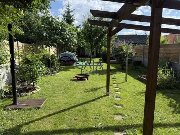 Prodej rodinného domu, Vlkoš, 162 m2