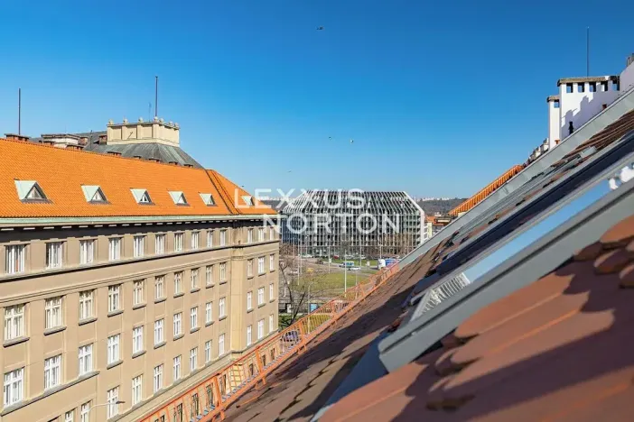 Prodej bytu 5+1, Praha - Dejvice, Buzulucká, 240 m2