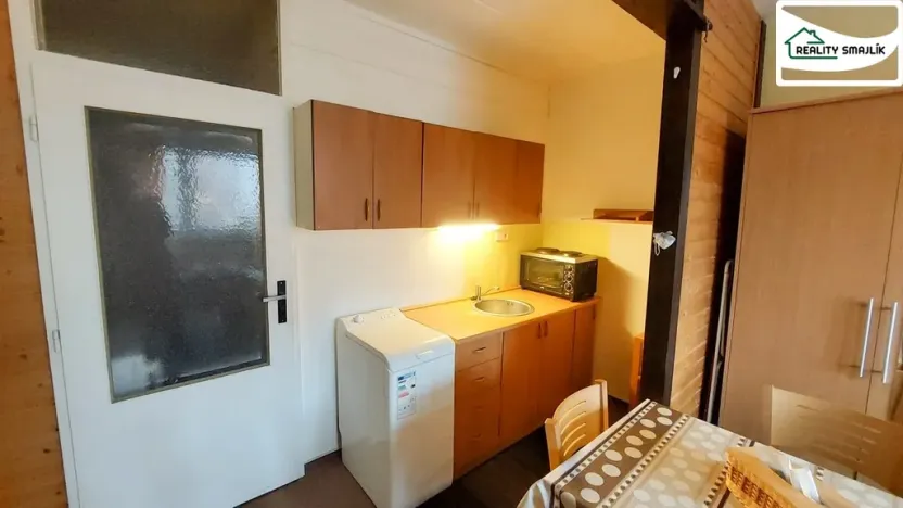 Pronájem bytu 1+kk, Cheb, Přátelství, 22 m2