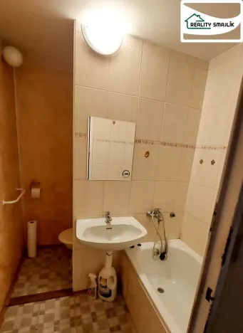 Pronájem bytu 1+kk, Cheb, Přátelství, 22 m2