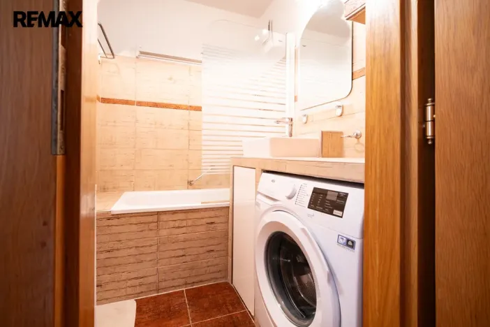 Prodej bytu 4+1, Praha - Vinoř, Uherská, 96 m2