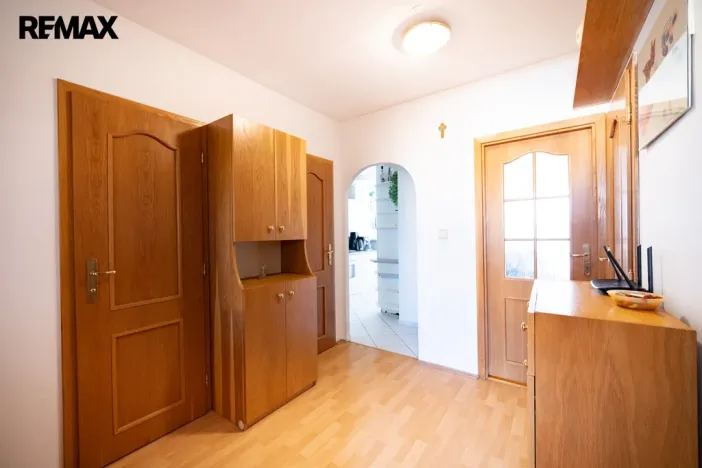 Prodej bytu 4+1, Praha - Vinoř, Uherská, 96 m2