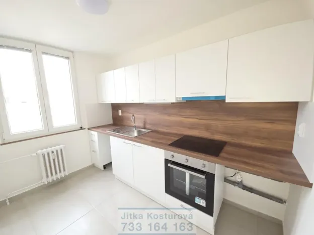 Pronájem bytu 2+1, Krnov - Pod Bezručovým vrchem, Budovatelů, 45 m2