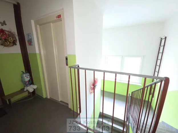 Pronájem bytu 2+1, Krnov - Pod Bezručovým vrchem, Budovatelů, 45 m2