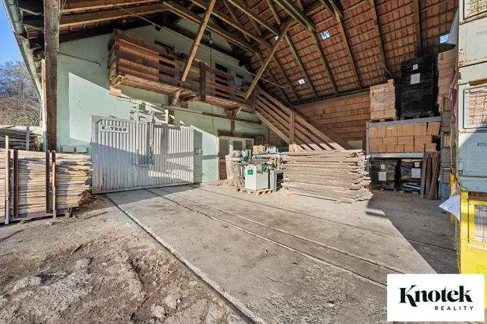 Prodej kanceláře, Račice-Pístovice, 479 m2