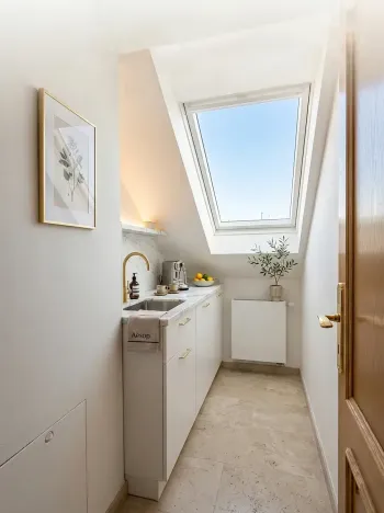 Prodej kanceláře, Praha - Nové Město, náměstí I. P. Pavlova, 150 m2