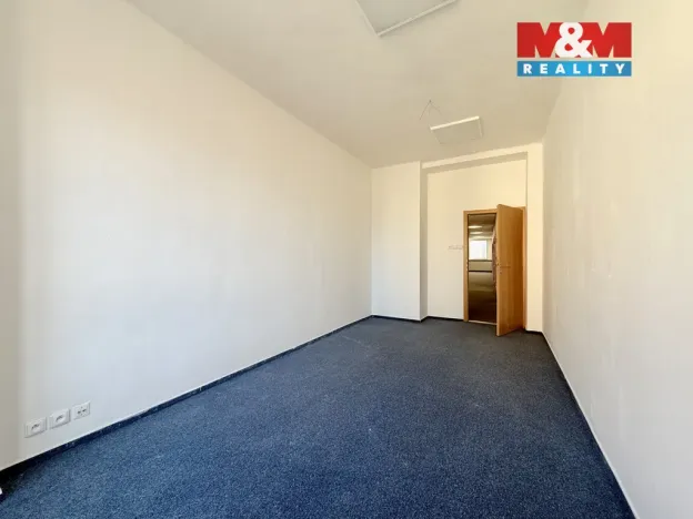 Pronájem obchodního prostoru, Ústí nad Orlicí, T. G. Masaryka, 170 m2