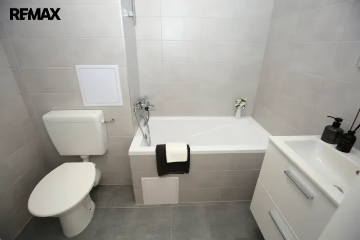 Pronájem bytu 1+kk, Litvínov - Horní Litvínov, Tylova, 26 m2