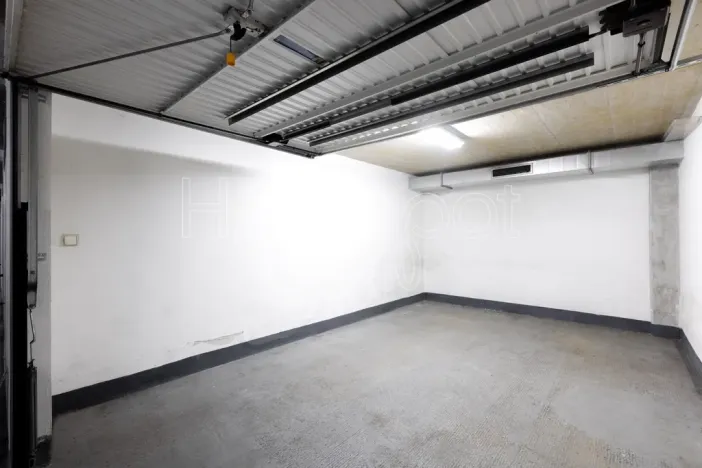 Prodej garáže, Praha - Smíchov, Tomkova, 19 m2