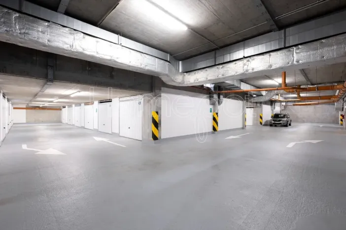 Prodej garáže, Praha - Smíchov, Tomkova, 19 m2