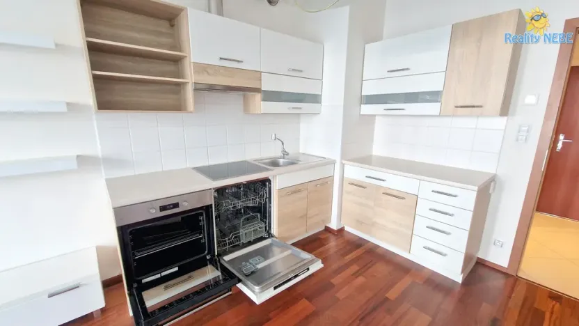 Pronájem bytu 2+kk, Praha - Žižkov, Olšanská, 55 m2