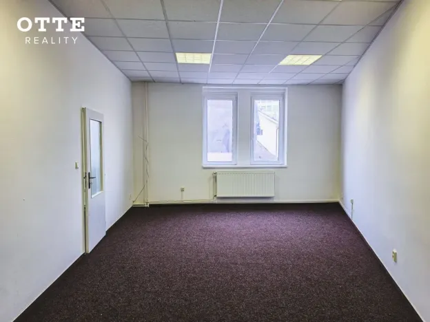 Pronájem kanceláře, Plzeň, Zborovská, 75 m2